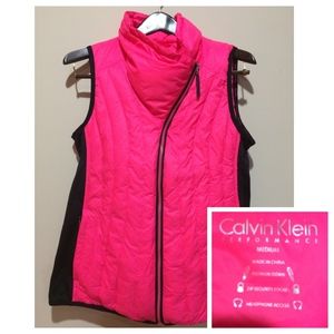 Calvin Klein Puffer Vest- Medium